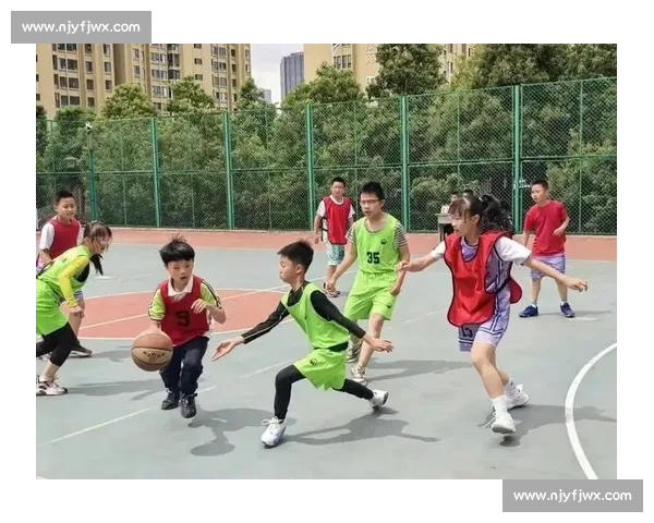 激情四溢的篮球赛场团队协作与个人技巧的完美结合